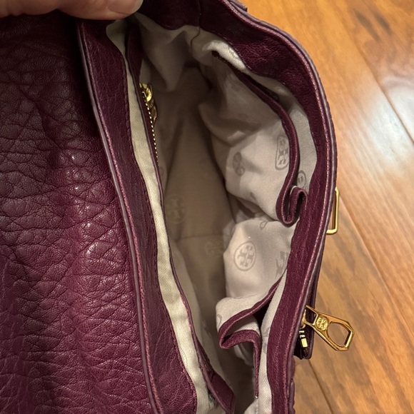 Tory Burch The 797 Pouch Plum Burgundy Crossbody Bag Oxblood - Picture 13 of 16